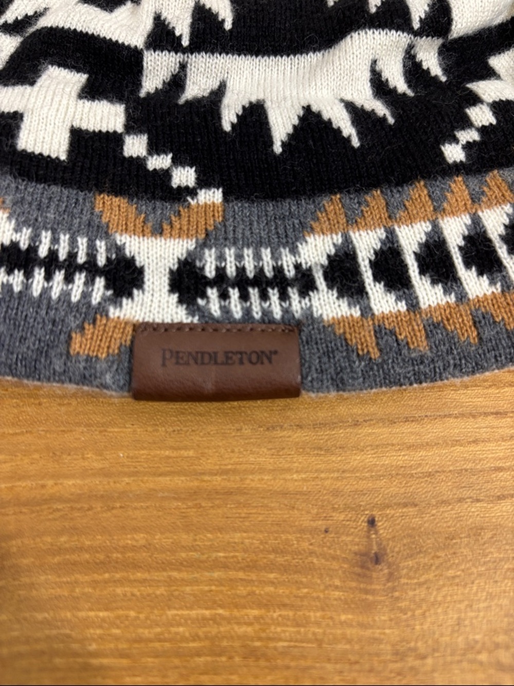 Pendleton Beanie - Picture 2 of 5